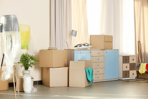 Removals van service for Silvertown home and business moves